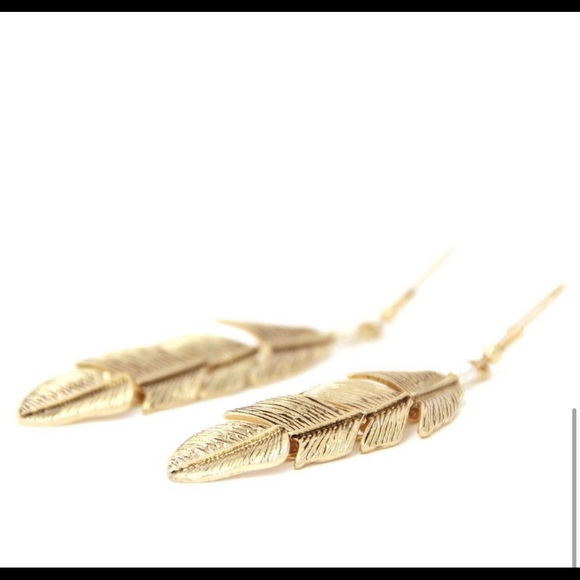 New! Boho Feather Dangle Gold Tone Textured Quality Earring’s - Picture 7 of 13